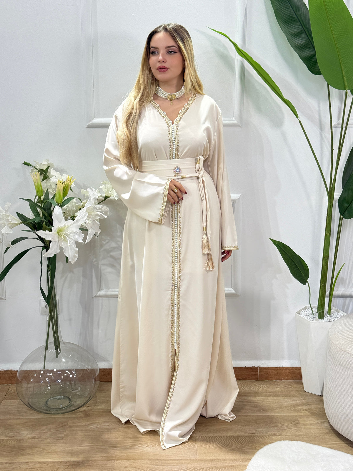 Caftan Sarah en crêpe – Plusieurs couleurs disponibles
