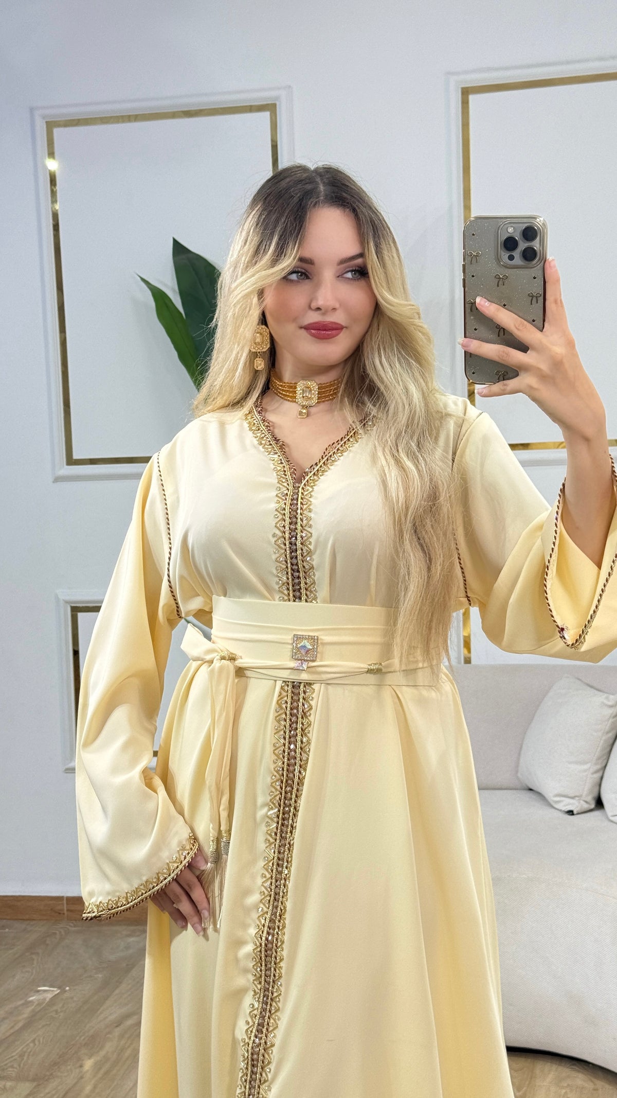 Caftan Sarah en crêpe – Plusieurs couleurs disponibles