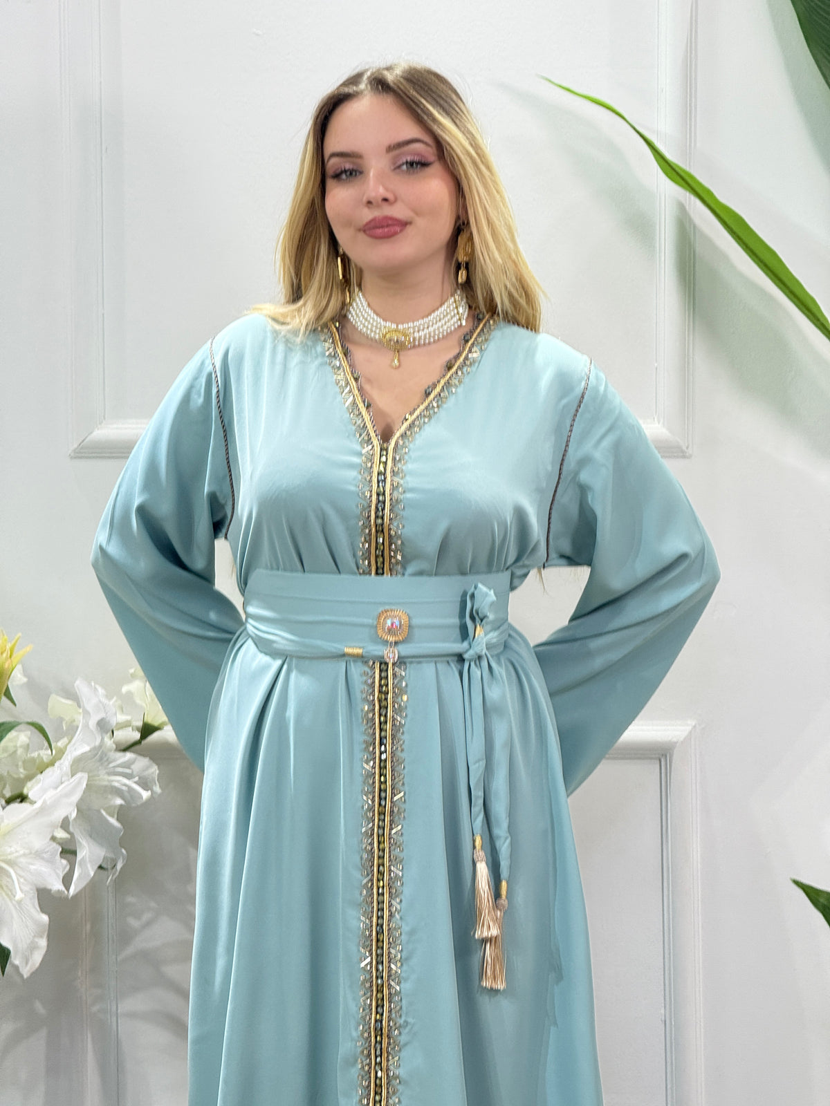 Caftan Sarah en crêpe – Plusieurs couleurs disponibles