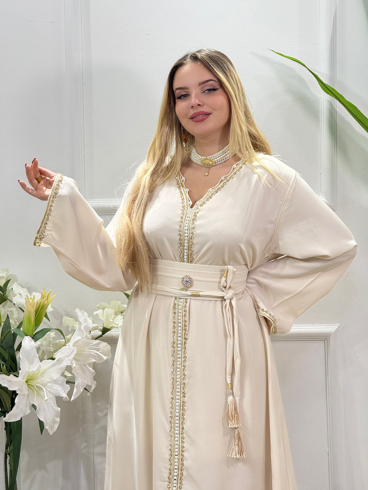 Caftan Sarah en crêpe – Plusieurs couleurs disponibles