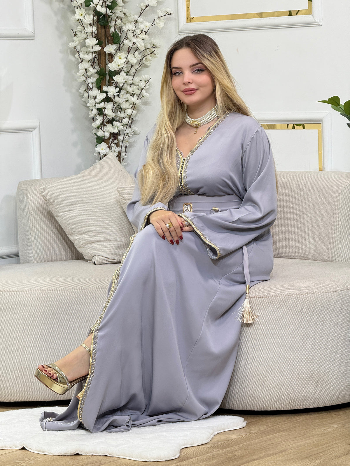Caftan Sarah en crêpe – Plusieurs couleurs disponibles