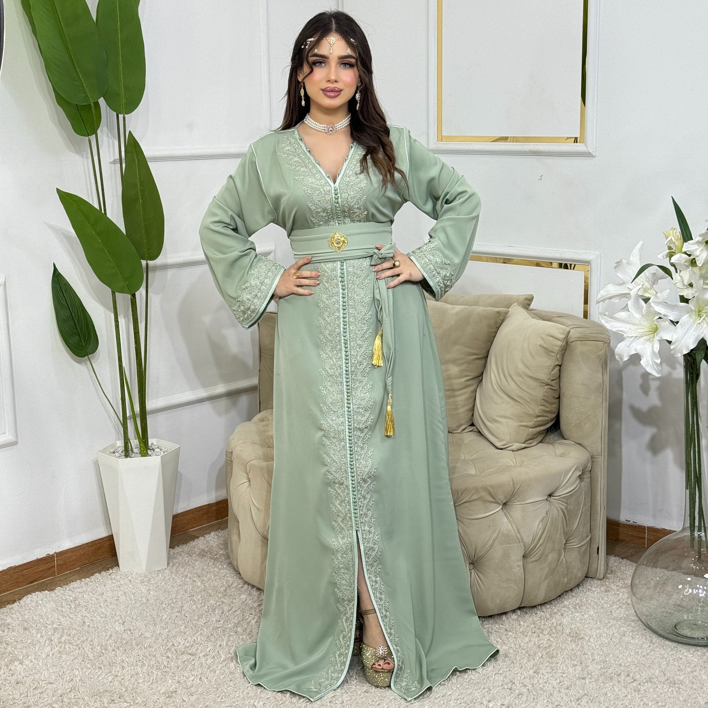 Caftan Amani – Élégance & Raffinement