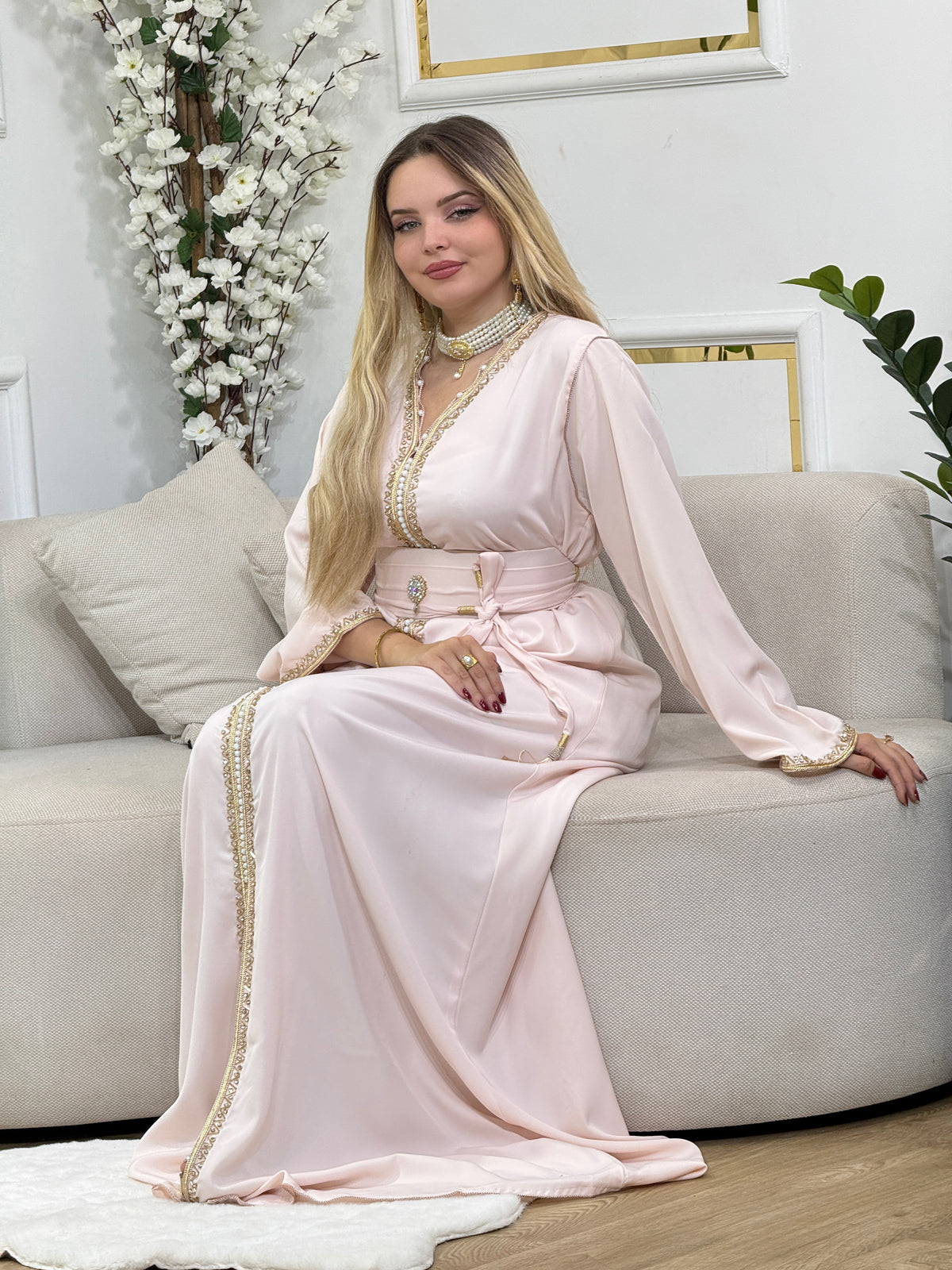 Caftan Sarah en crêpe – Plusieurs couleurs disponibles
